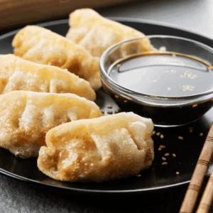 gyoza goreng renyah berisi daging